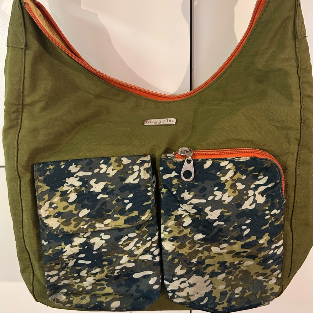 Baggallini Green Hobo Bag with Vibrant Accents